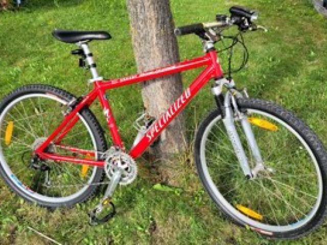 Mountainbike Specialized "Rockhopper" 26 Zoll inklusive Zubehör - 1